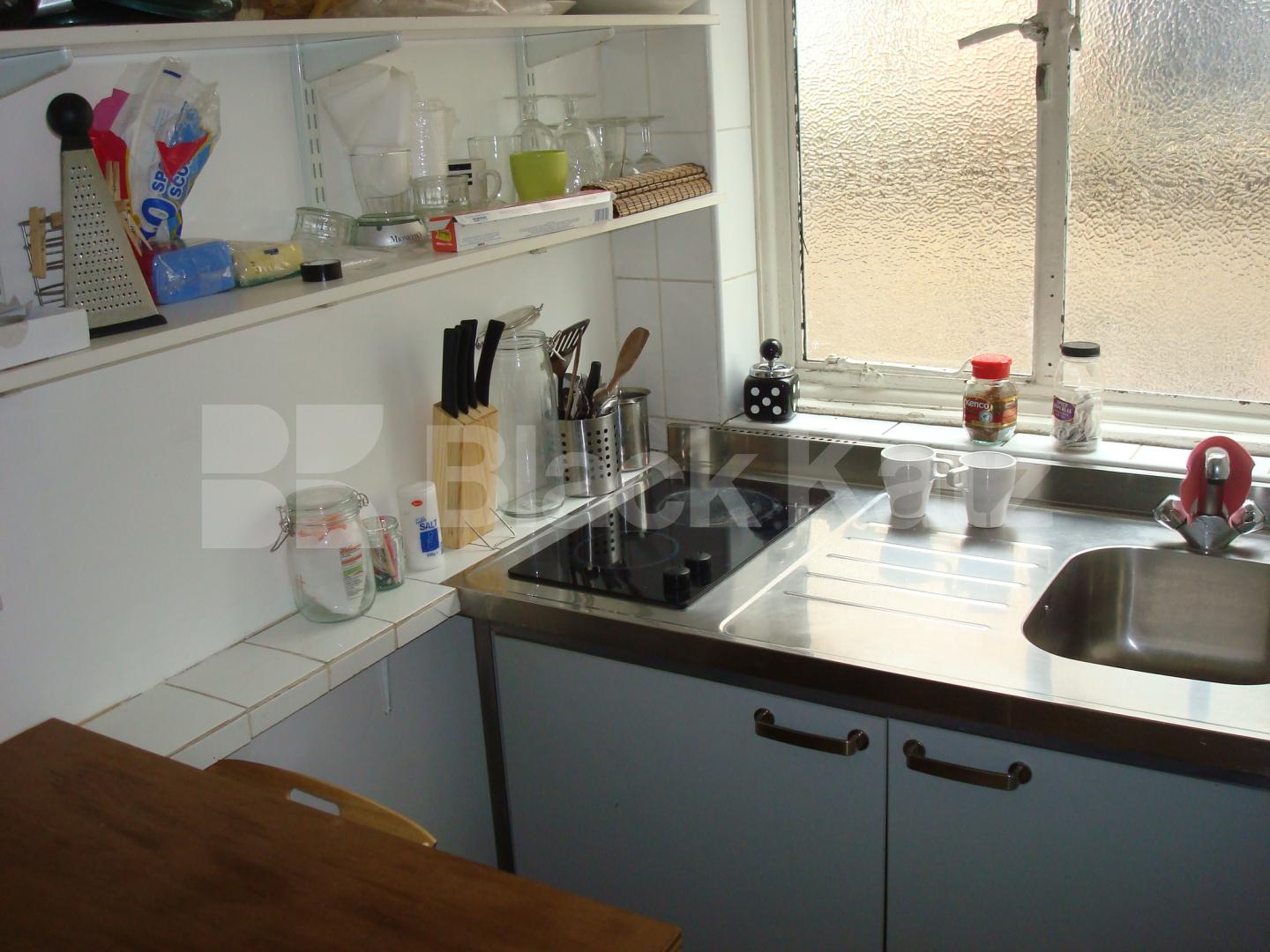 			New Instruction, Studio Apartment, 1 bath, 1 reception Flat			 Brewster Gardens, LABROOKE GROVE